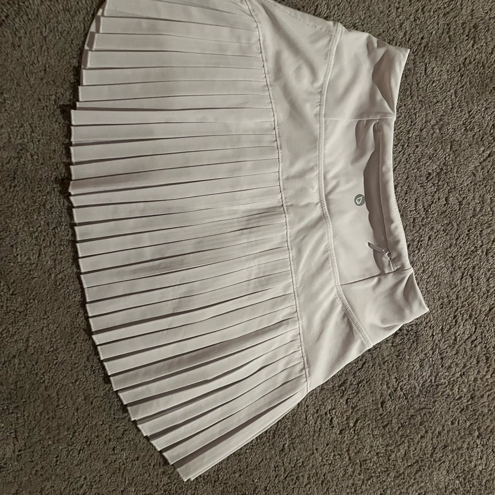 white and black tennis skirt combo from amazon